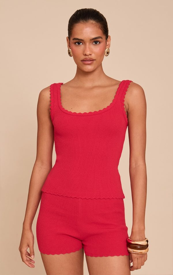 283772ba435675e99c4c3e9946b4f177a88f5120_CNN2713_3_red_knitted_scallop_edge_scoop_tank_top