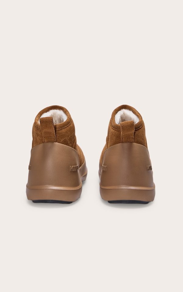 284e8a18dc60a5eb5be257aafb8541fb5ef7ca3c_CNI7878_3_moon_boot_protect_faux_suede_luna_low