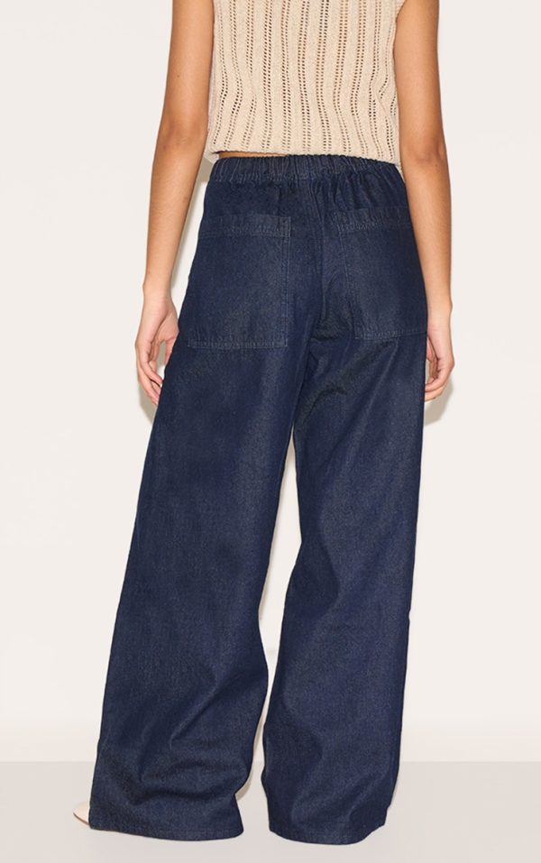 289471cef00d62a566ca6b16cf34f3f768d6ddf3_CNM1838_3_petite_indigo_denim_relaxed_drawstring_wide_leg_jeans