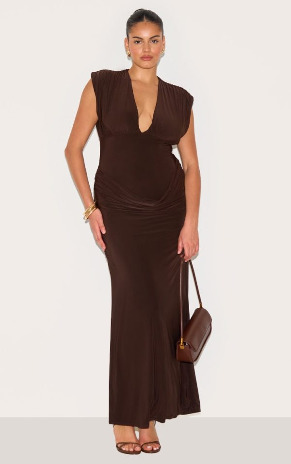 292d48d6fbdd01caa2a8e0c35bddaab7113e2e0d_CNN0726_1_plus_chocolate_double_layer_plunge_ruched_shoulder_drape_waist_maxi_dress