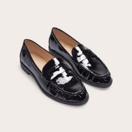 2a88d3d0b125dc240473ad83e7569ba97901fb9c_CNN2128_2_black_patent_round_toe_loafer