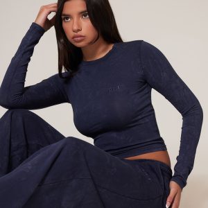PRETTYLITTLETHING Navy Washed Longline Cotton Long Sleeve  Fitted T-shirt