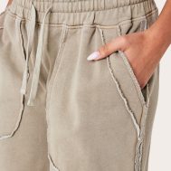 2ad8e188d7e90723ace1e75ca3e1f42ade91e608_CNL4114_4_stone_washed_raw_edge_drawcord_wide_leg_joggers