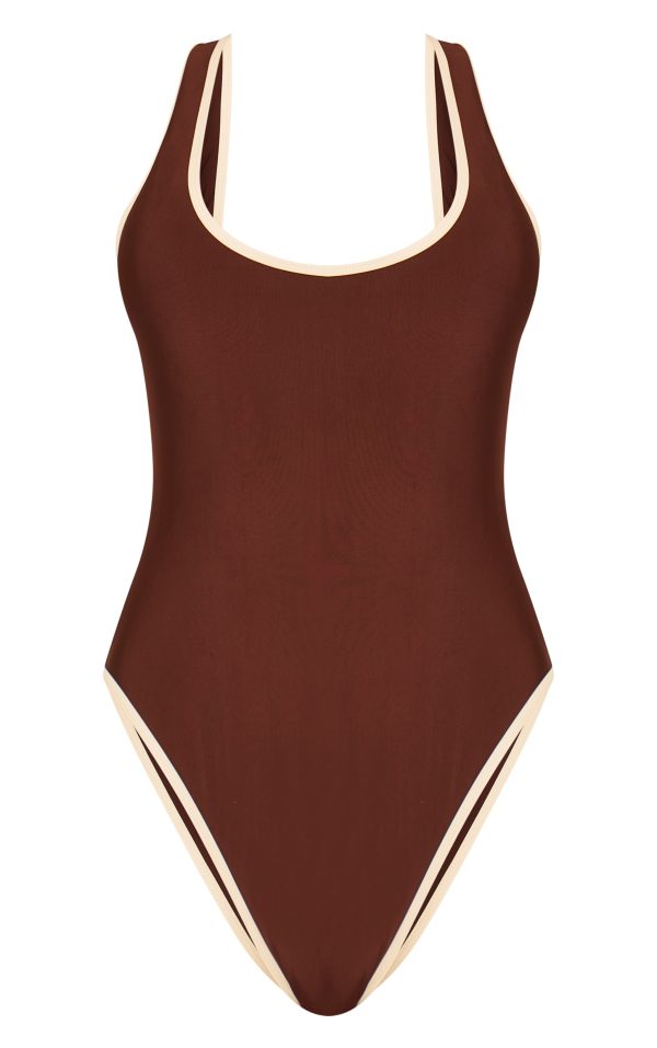 2b4da032d8827e0e2bc1462d302fac2e767dd584_CNM7167_5_chocolate_contrast_binding_scoop_back_swimsuit