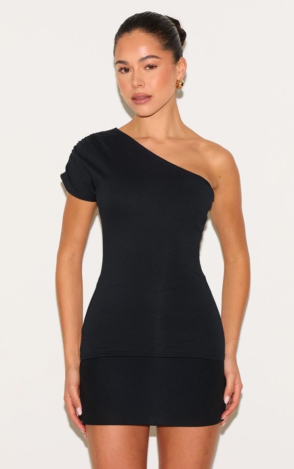 2c27c6d00ad550a3a47384151a8fb66caa64d6b3_CNM6617_1_black_one_shoulder_asymmetric_top