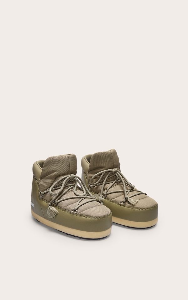 2ce73b8c75b038936fecd5fb4a4bf988d111a38a_CNI7881_2_moon_boot_khaki_evolution_icon