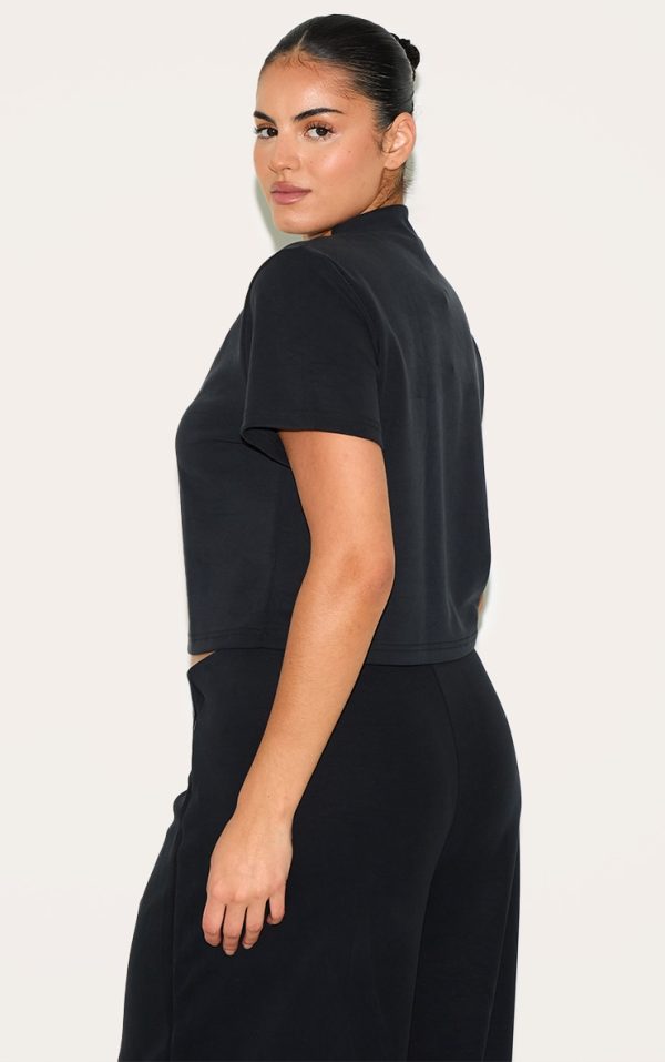 2dbf1e70a8acff0d2bd0fa01fb44f296ac006301_CNM4213_2_plus_black_cap_sleeve_modal_crop_top