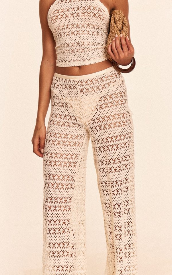 2dfe1332db92d7d1466dc9e2f7c9911b8ba435cb_CNM0032_4_cream_crochet_wide_leg_trouser_beach_set