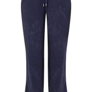 2e96c48e250b13c781d59317efdf9b0b157f2039_CNK5071_5_prettylittlething_navy_washed_low_rise_oversized_wide_leg_joggers