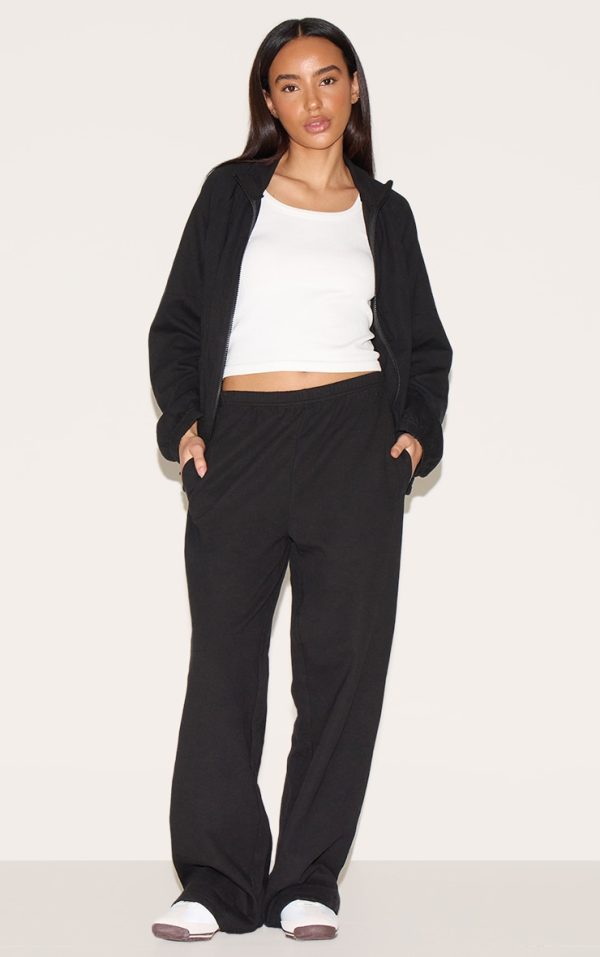 2ec3ce9f6fe6e76e0745cd8e29d2f7388cf41320_CNM7247_1_petite_black_interlock_wide_leg_joggers