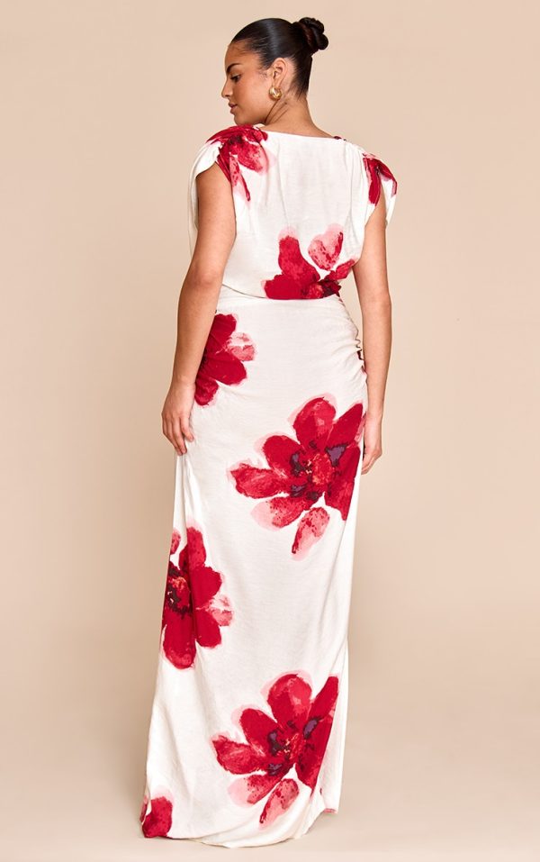 2f0ec78dd3a2a6c31aec306a7f734a5384b33009_CNM8244_3_plus_red_printed_extreme_cowl_ruched_detail_maxi_dress