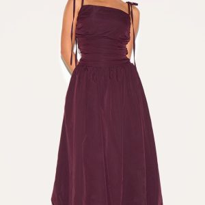Petite Wine Spaghetti Strap Puff Midi Dress