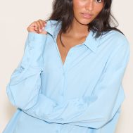 314299d269d52da1ba0d5945b48f969f3c15f599_CNL7508_1_pale_blue_oversized_cuff_shirt-1