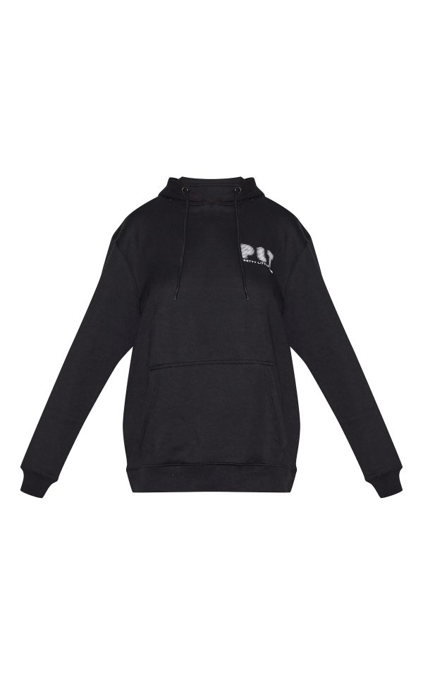 3202002d3436be70609707f8812566e2b8f18f72_CNK9275_5_prettylittlething_black_printed_oversized_hoodie