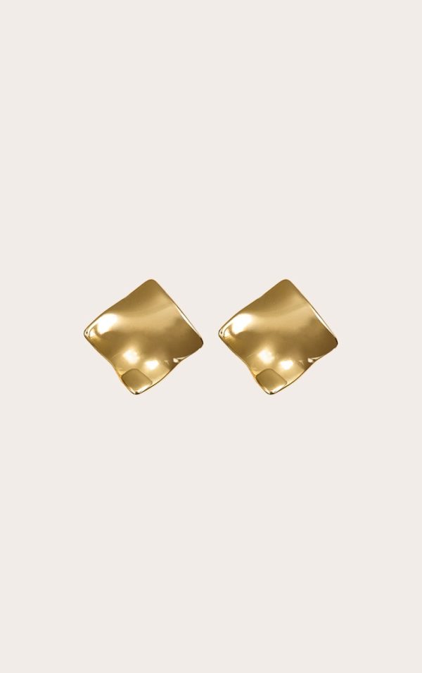 3228feceb2ae1c4ecc2b3acbb2bb2f7a83685e55_CNK4202_1_gold_water_resistant_crinkle_twist_stud_earrings