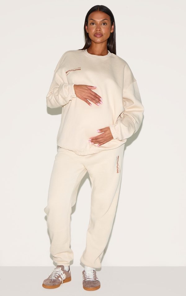 32d79f911ce2ac52fc32c73747c64fd3b1266f37_CNG6170_1_prettylittlething_maternity_stone_logo_cuffed_joggers