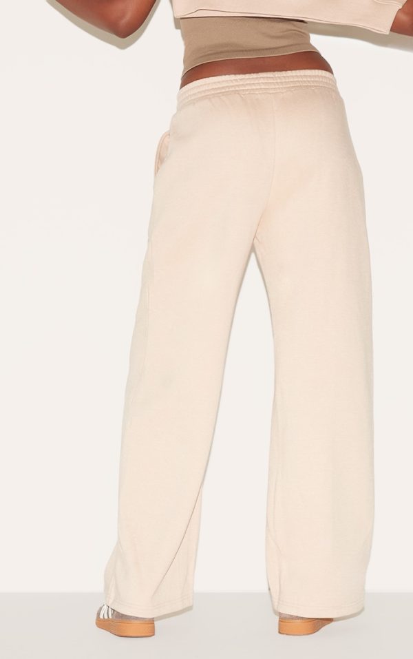 331083906976b23529090857d7b6dff79926f001_CNM3724_3_oatmeal_wide_leg_pintuck_joggers