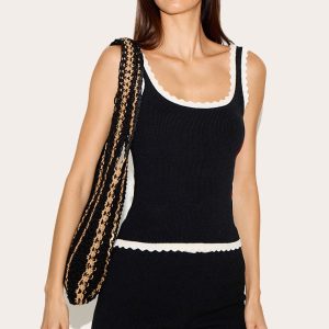 Black Knitted Scallop Edge Scoop Tank Top