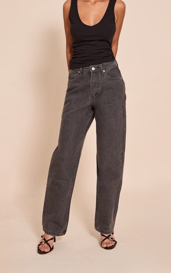 3585b7dd3fb74139f8e8d7bb902b656129e6382f_CNL9749_2_petite_grey_high_waist_straight_leg_jeans