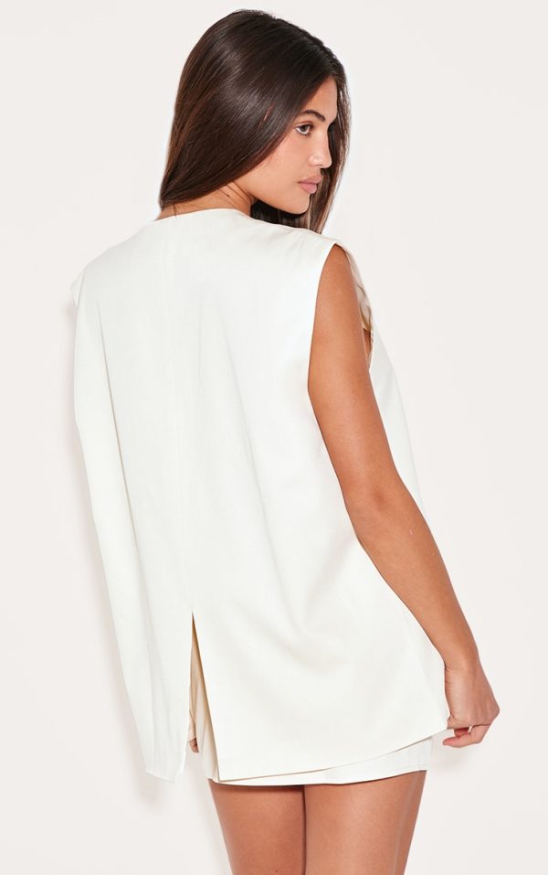 35bc7186eb860fb044243cf6e3ae5ec843fb2783_CNL9311_2_cream_oversized_tailored_woven_waistcoat