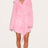 35cb45411194b478ba063fcc6ae261e216705474_CLZ4464_1_prettylittlething_pink_fluffy_dressing_gown