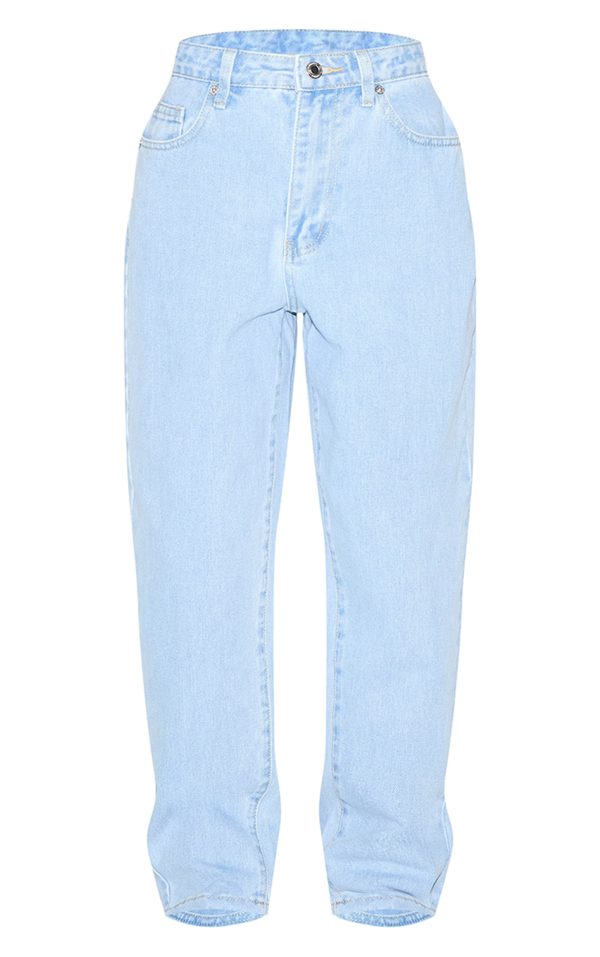3603b06fa92553a13ed7a32066c273fb5af1d64d_CNM0386_5_prettylittlething_petite_light_blue_high_waist_mom_jeans