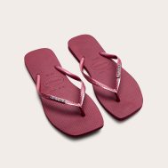 363cbab6e56c6baf2c09f0943a8ea3aa088f0d47_CNM1817_2_burgundy_havaianas_slim_square_logo_flip_flops