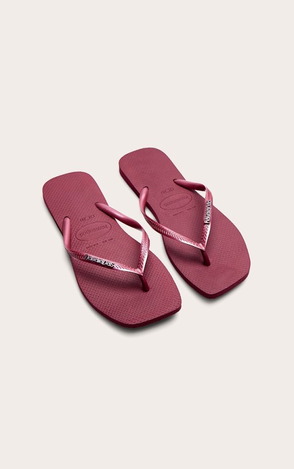 363cbab6e56c6baf2c09f0943a8ea3aa088f0d47_CNM1817_2_burgundy_havaianas_slim_square_logo_flip_flops