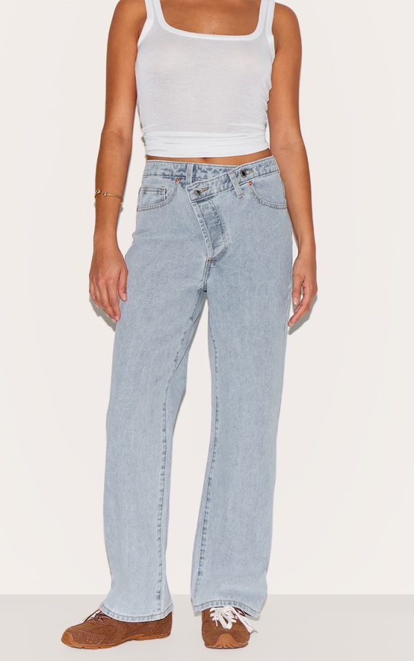 366e414fd37c60b211590befd68bd56336835ccb_CNM1834_2_petite_light_blue_denim_asymmetric_waistband_straight_leg_jeans