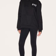 367705bebec06ae3eddf5faf71aac052c7719028_CNK9275_3_prettylittlething_black_printed_oversized_hoodie