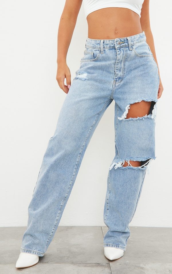 37891258b96b3057f986f8c356996ef394cfac5b_CMM4756_2_prettylittlething_light_blue_wash_open_knee_boyfriend_jeans