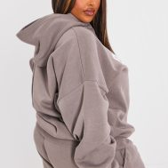 3866c5c6b47d97b555554caf9c3de000dae71f8a_CNI4891_2_prettylittlething_plus_charcoal_logo_oversized_hoodie