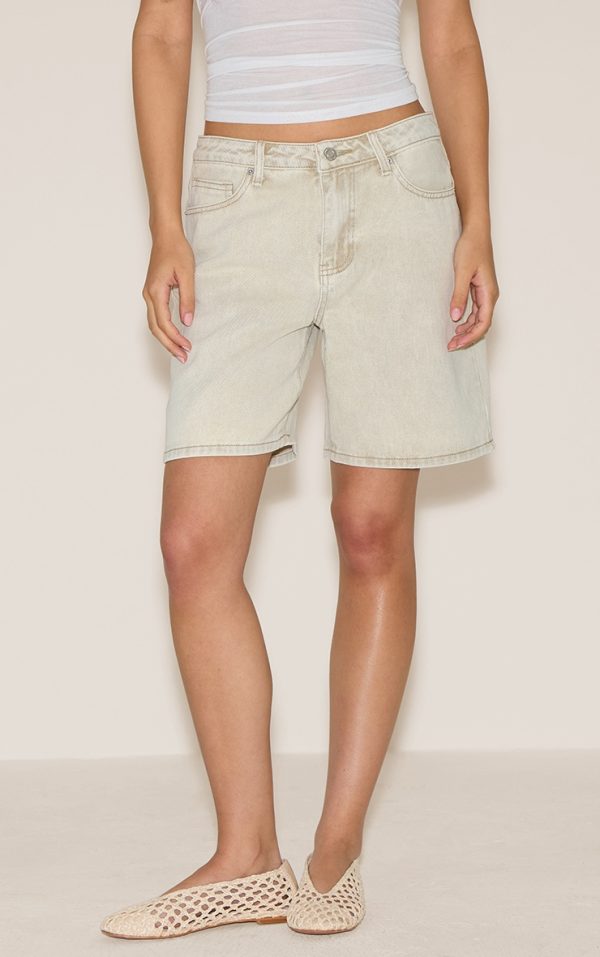 38c89d911e1113b5961095381260483d4ac1e0fb_CNM5537_1_washed_stone_low_rise_denim_jorts