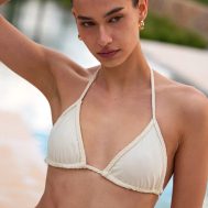 38dadda1aaaa67e44dd2c471c859c85aeebc057e_CNM4624_1_cream_plait_binding_triangle_bikini_top