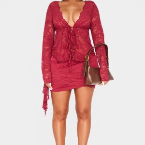 Shape Red Drape Lace Side Mini Skirt