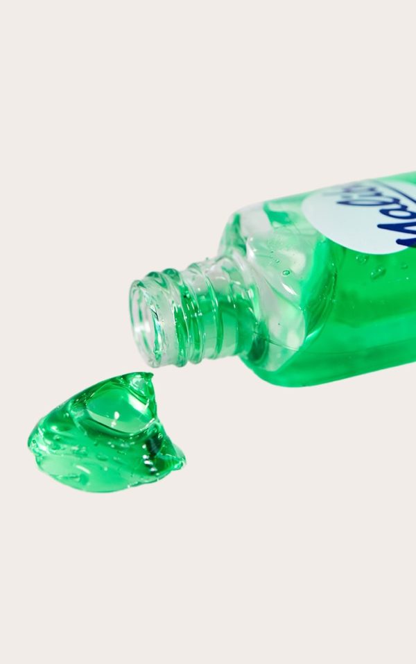 3972390a93460e4356b4c68a5d12b927d6d704cc_CND8622_4_malibu_aloe_vera_after_sun_moisturising_gel_100ml