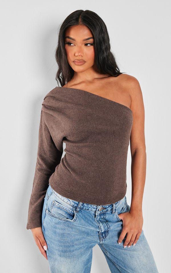 39ab52fad0ccc067e226259c4cecae9e6f3a0ed8_CNK6929_1_chocolate_brushed_rib_asymmetric_shoulder_long_top