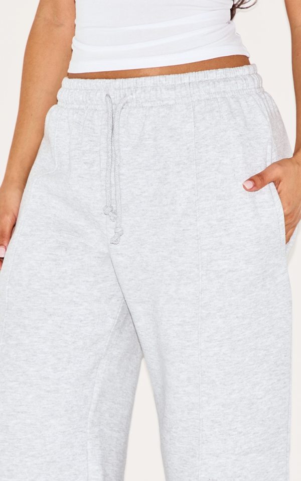 39cd4a3bfad62f426eb9a6108cef6217150d2919_CNH5029_4_petite_ash_grey_pintuck_drawstring_straight_leg_joggers