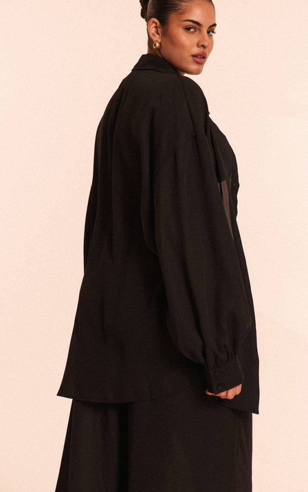 3a46c1a3a91cca8702982e48a9e007f78b7a85dd_CNM2828_2_plus_black_oversized_long_sleeve_beach_shirt