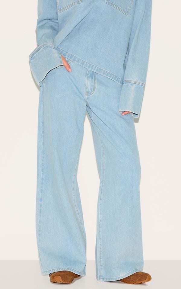 3a4ee166b07f4777820457f411c0063e60678034_CNM0855_2_light_blue_high_waist_wide_leg_jeans