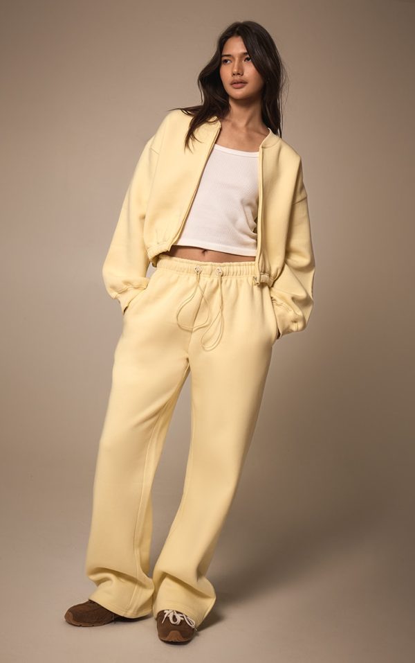 3bc05bde8d1e93bca8dda6ba7693d023a9279eb8_CNM9116_1_butter_cream_drawcord_hem_oversized_joggers