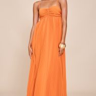 3bc82e4aca3b5233a577c8dd4822135555066676_CNM5978_3_orange_plisse_maxi_dress