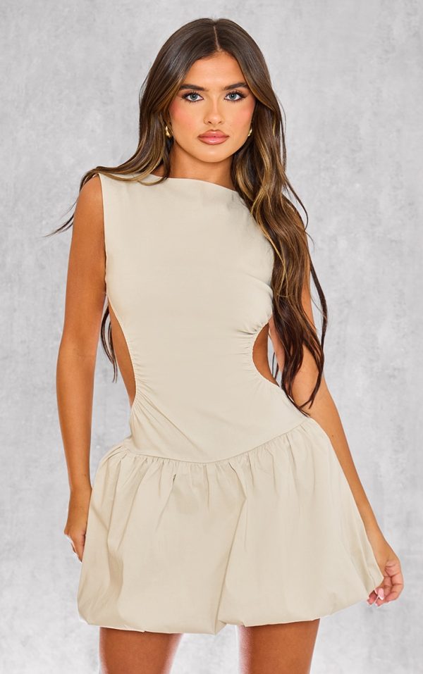 3bd1e70e721bdc084e95046f120cf8334ed02251_CNJ8906_2_stone_stretch_woven_cut_out_backless_shift_dress