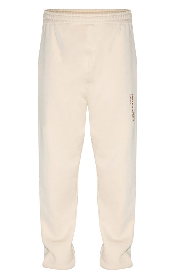 3bf7a22a06fa9ed5352f6c2bb6e1df6180a81091_CNG6170_5_prettylittlething_maternity_stone_logo_cuffed_joggers