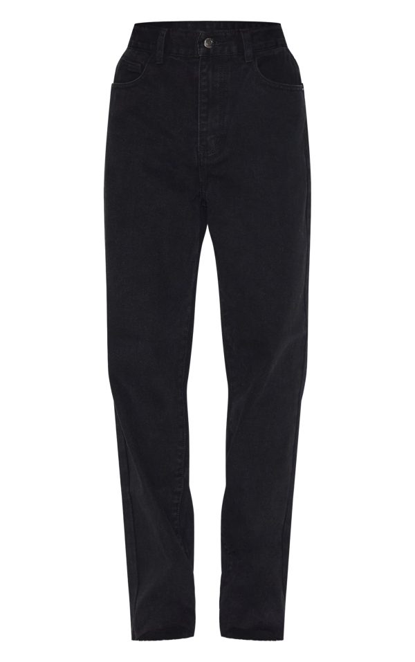 3d5b88761c3b6fad741dcd05d820d8a99e3b2fa5_CNF6968_5_prettylittlething_petite_black_long_leg_straight_jeans