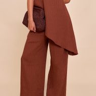 3e2216f519537865d90a4466c6292ad1f4b1653a_CNM8819_2_chocolate_textured_wide_leg_trouser