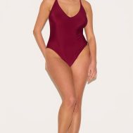 3eea93c96ce01e859144d2e92ab6524ead0f1fcf_CNM0221_3_plus_berry_basic_low_scoop_swimsuit