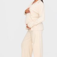 3f0139f32d017b5d954f0869c257b3fed6f839b4_CNL2725_4_maternity_sand_mama_long_sleeve_pj_top