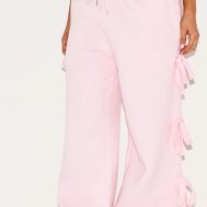 3f3f1bae668933a47ed7db67152e9521dc152973_CNK0422_2_petite_baby_pink_wide_leg_joggers_with_bow_details