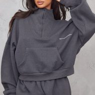 3fb3c15f4cdc713c817c40c09a7f19f1737bc716_CNH0217_1_prettylittlething_petite_charcoal_oversized_half_zip_sweat
